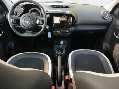 Photo 12 Renault Twingo  E-Tech Electric Urban Night R80 Achat Intégral