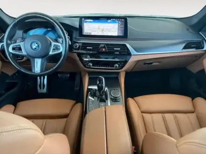 Photo 9 BMW Serie 5 Série 5 Touring 530eA 292ch M Sport Steptronic 10cv