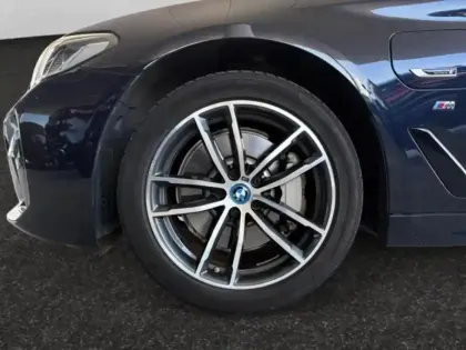 Photo 13 BMW Serie 5 Série 5 Touring 530eA 292ch M Sport Steptronic 10cv
