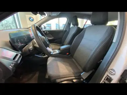 Photo 10 BMW Serie 1 Série 1 120A 170ch M Sport Design DKG7