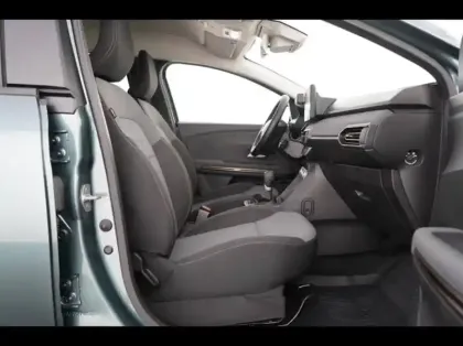 Photo 14 Dacia Jogger  1.6 hybrid 140ch Extreme 7 places -24