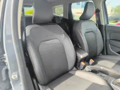 Photo 12 Dacia Duster  1.3 TCe 150ch FAP Extreme 4x2 EDC