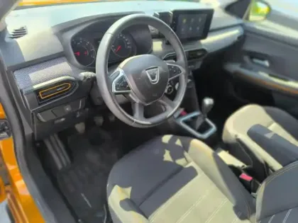 Photo 8 Dacia Sandero  1.0 TCe 90ch Stepway Confort
