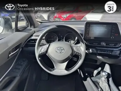 Photo 8 Toyota C-HR  1.8 Hybride 122ch Dynamic E-CVT