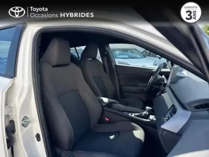 Photo 5 Toyota C-HR  1.8 Hybride 122ch Dynamic E-CVT