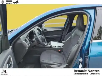 Photo 8 Renault Arkana  1.3 TCe 140ch mild hybrid Techno EDC
