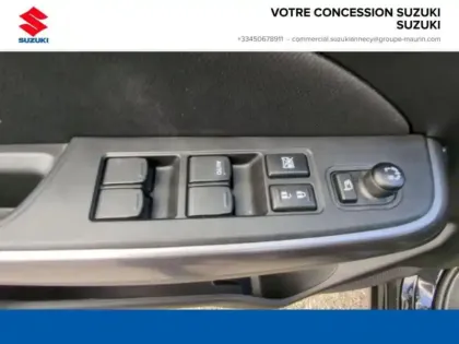 Photo 10 Suzuki Swift  1.2 Dualjet Hybrid 83ch Pack
