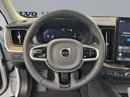 Photo 6 Volvo Xc60  T6 Hybride Rechargeable 350ch Plus Style Dark Geartronic 8 AWD