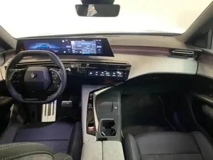 Photo 5 Peugeot 3008  1.2 Hybrid 145 GT e-DCS6 GPS Camera 360 Full Led