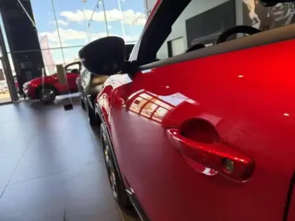 Photo 8 Alfa Romeo Junior  1.2 Ibrida 145ch Sport Speciale e-DCT6