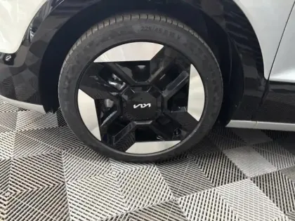Photo 12 Kia Niro  1.6 GDi 138ch HEV Premium DCT6
