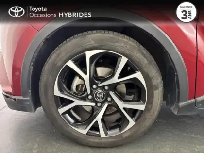 Photo 8 Toyota C-HR  122h Graphic 2WD E-CVT
