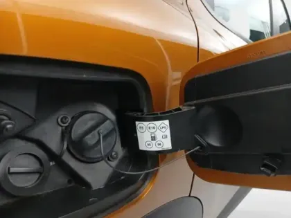 Photo 9 Renault Captur  1.0 TCe 100ch Business GPL -21