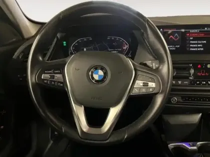 Photo 5 BMW Serie 1 Série 1 116iA 109ch Edition Sport DKG7