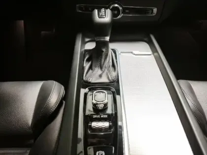 Photo 9 Volvo XC60  D4 AdBlue 190ch Inscription Luxe Geartronic