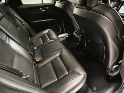 Photo 8 Volvo XC60  D4 AdBlue 190ch Inscription Luxe Geartronic
