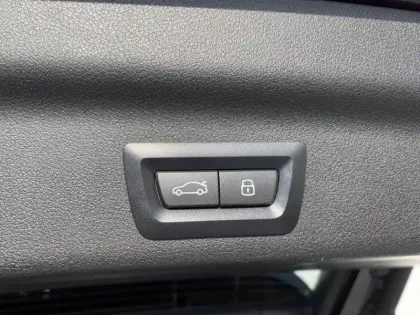 Photo 10 BMW X1  sDrive18d 150ch xLine