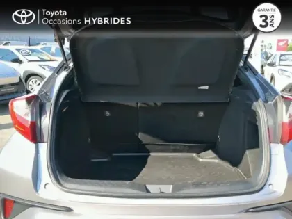Photo 9 Toyota C-HR  122h Design 2WD E-CVT RC18