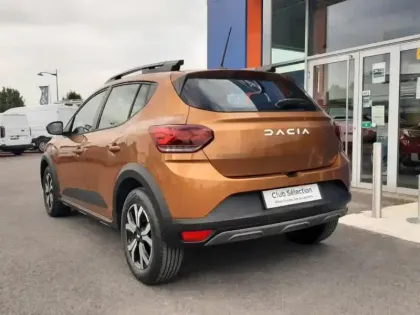 Photo 8 Dacia Sandero  1.0 TCe 110ch Stepway Expression +