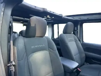Photo 14 Jeep Wrangler  Unlimited 2.0 T 380ch 4xe Sahara Command-Trac MY23