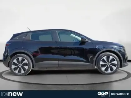 Photo 5 Renault Megane  E-Tech Electric EV60 130ch Evolution ER super charge -B