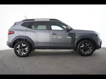 Photo 7 Dacia Duster  1.6 hybrid 140ch Extreme