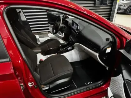 Photo 24 Hyundai I20  1.0 T-GDi 100ch Hybrid Intuitive