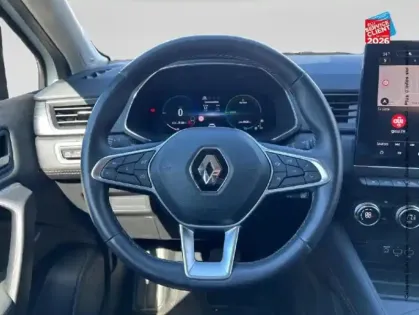 Photo 11 Renault Captur  1.6 E-Tech hybride 145ch Iconic