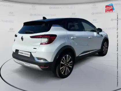 Photo 5 Renault Captur  1.6 E-Tech hybride 145ch Iconic