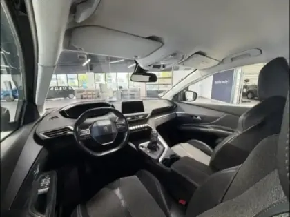 Photo 12 Peugeot 3008  1.5 BlueHDi 130ch E6.c Allure S&S
