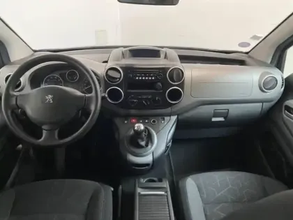 Photo 7 Peugeot Partner  Tepee 1.2 110 Regulateur Bluetooth Clim