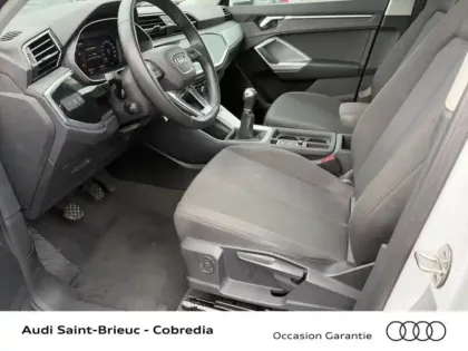 Photo 6 Audi Q3  35 TFSI 150ch Design