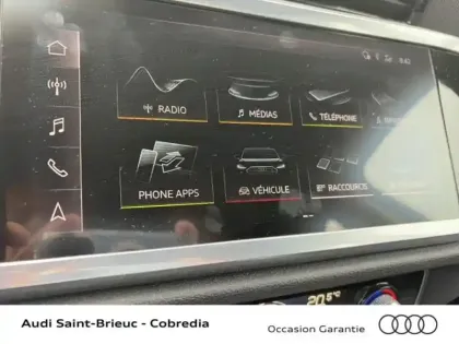 Photo 10 Audi Q3  35 TFSI 150ch Design