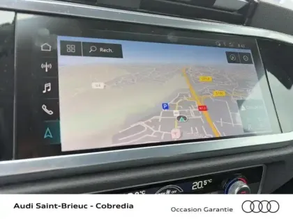 Photo 12 Audi Q3  35 TFSI 150ch Design