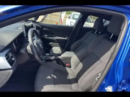 Photo 9 Toyota C-HR  122h Edition 2WD E-CVT MY22