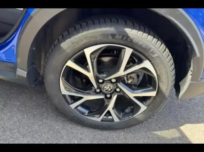 Photo 12 Toyota C-HR  122h Edition 2WD E-CVT MY22