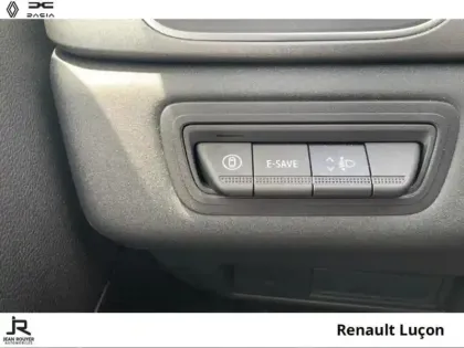 Photo 14 Renault Captur  1.6 E-Tech full hybrid 145ch Techno