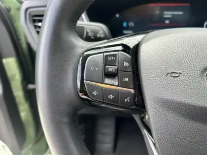 Photo 14 Ford Kuga  2.5 Duratec 180ch Hybrid FlexiFuel Titanium Powershift