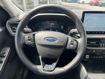 Photo 12 Ford Kuga  2.5 Duratec 180ch Hybrid FlexiFuel Titanium Powershift