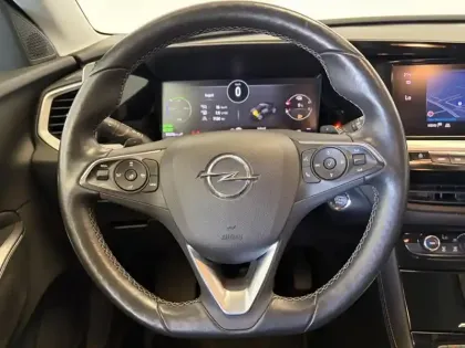 Photo 8 Opel Grandland  1.6 Turbo 225ch Hybride Elegance Business MY23