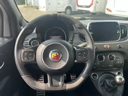 Photo 11 Abarth 500  1.4 Turbo T-Jet 180ch 695 70 Anniversario