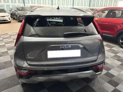 Photo 5 Kia Niro  1.6 GDi 138ch HEV Active DCT6