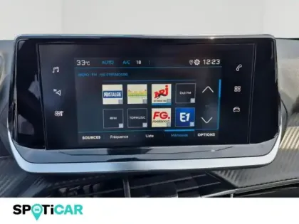 Photo 14 Peugeot 2008  1.2 PureTech 100ch S&S Allure