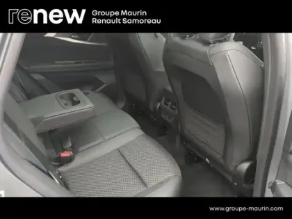 Photo 14 Renault Austral  1.2 E-Tech full hybrid 200ch esprit Alpine - 25