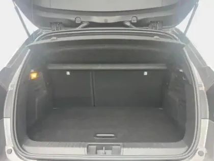 Photo 8 Renault Captur  1.6 E-Tech hybride 145ch Engineered