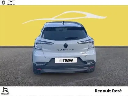 Photo 10 Renault Captur  1.6 E-Tech full hybrid 145ch esprit Alpine