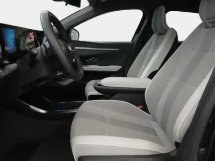 Photo 13 Renault Scenic  E-Tech Electric 220ch 87kWh Techno option Iconic grande autonomie -25