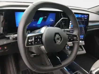 Photo 14 Renault Scenic  E-Tech Electric 220ch 87kWh Techno option Iconic grande autonomie -25