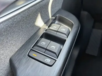 Photo 5 Mg ZS 1.5 Hybrid+ 197ch Comfort