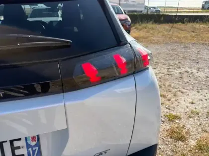 Photo 16 Peugeot 2008  Electrique 136 ch